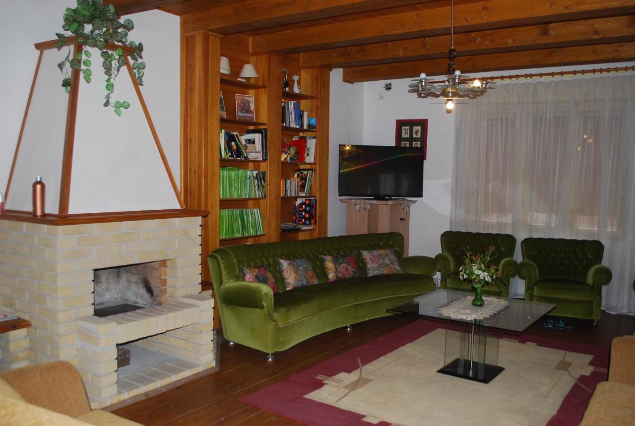 Bed and Breakfast Casa Napsugar Panzio Apostag Экстерьер фото