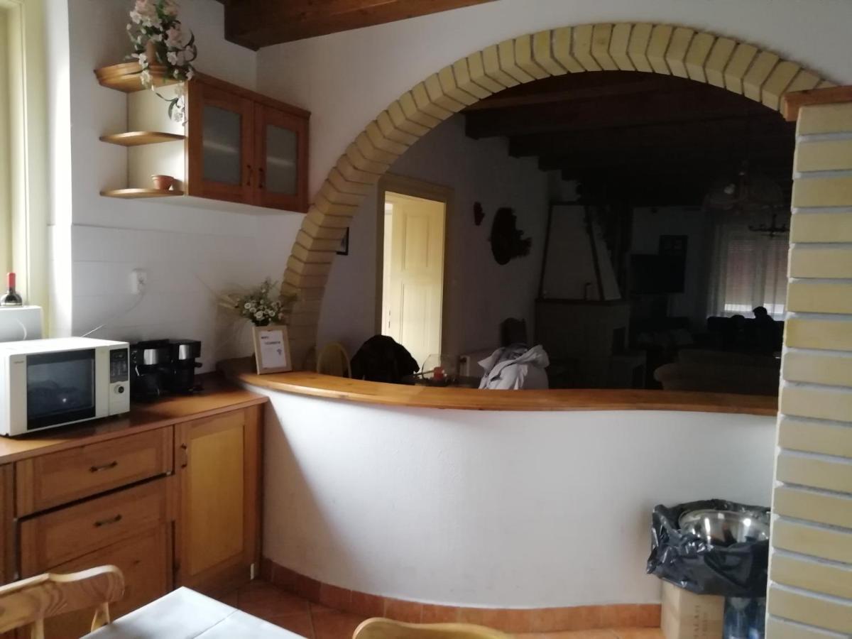 Bed and Breakfast Casa Napsugar Panzio Apostag Экстерьер фото
