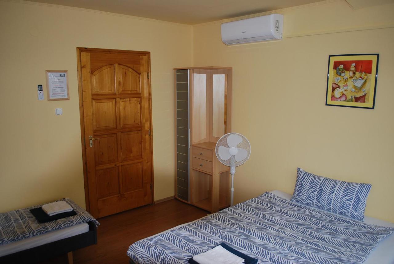 Bed and Breakfast Casa Napsugar Panzio Apostag Экстерьер фото
