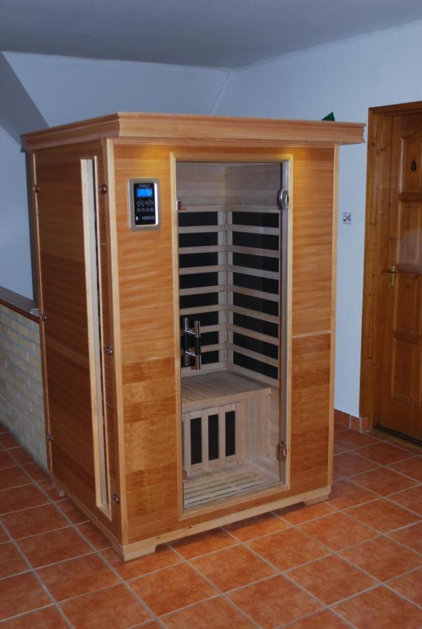 Bed and Breakfast Casa Napsugar Panzio Apostag Экстерьер фото