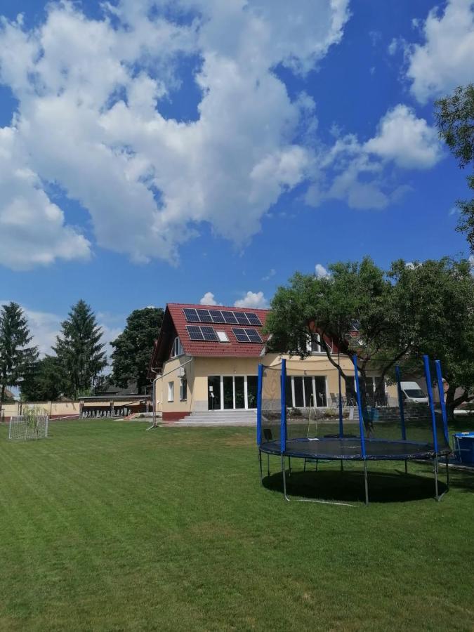 Bed and Breakfast Casa Napsugar Panzio Apostag Экстерьер фото
