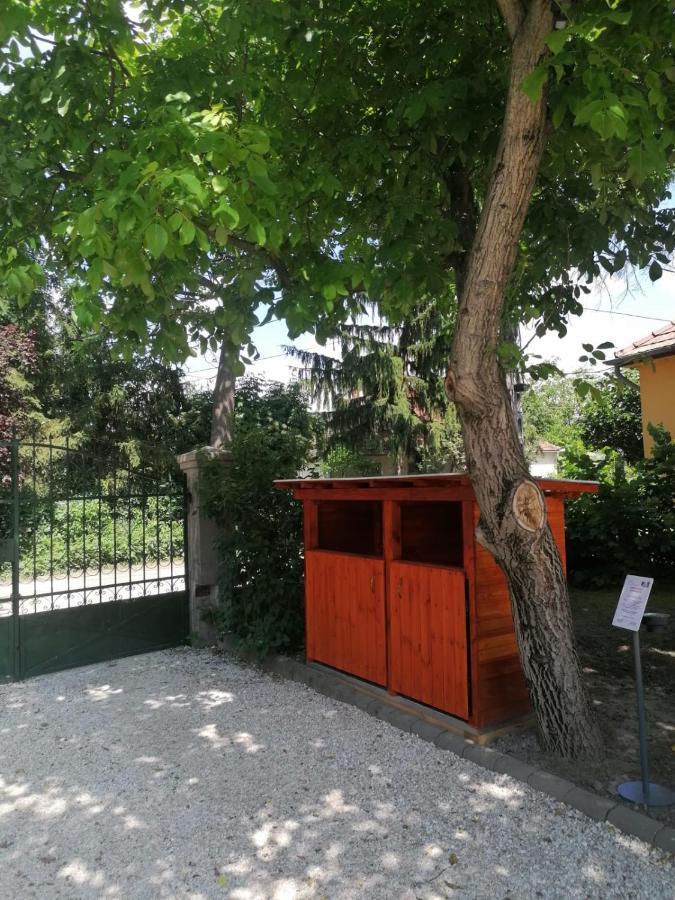 Bed and Breakfast Casa Napsugar Panzio Apostag Экстерьер фото