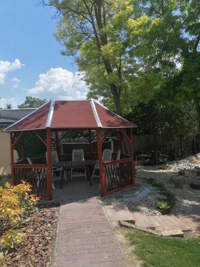 Bed and Breakfast Casa Napsugar Panzio Apostag Экстерьер фото