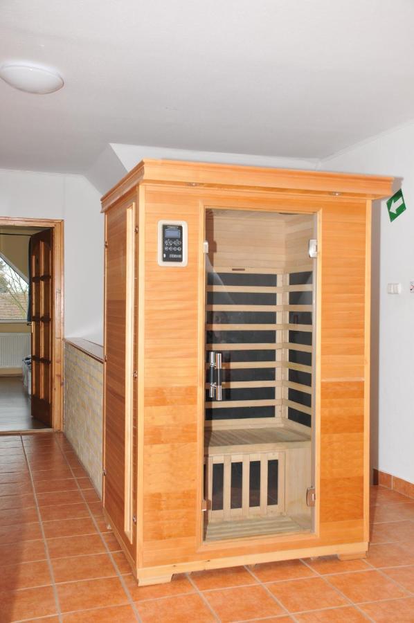 Bed and Breakfast Casa Napsugar Panzio Apostag Экстерьер фото